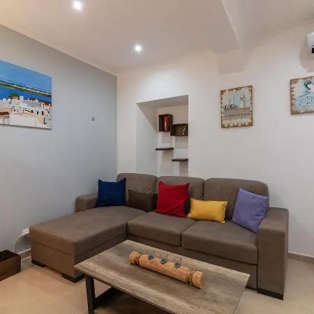 Felicidade By Interhome